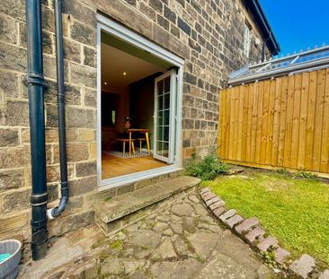 3 bedroom terraced house to rent - Photo 5