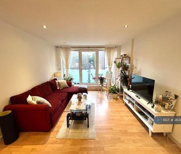 2 bedroom flat to rent - Photo 4