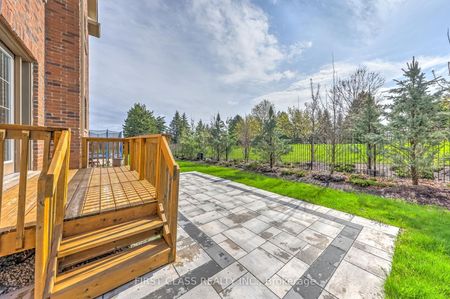 For Lease - 60 MATCH POINT Court, Aurora, Ontario - Photo 4