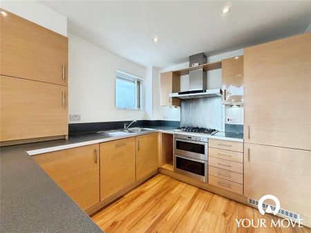 2 bedroom flat to rent - Photo 3