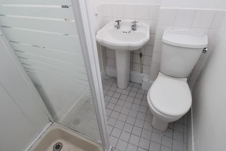 1 bedroom ground floor flat to rent - Photo 5