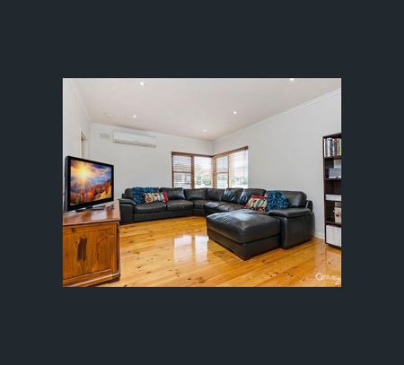 4 Victoria Street, Semaphore Park, SA 5019 - Photo 2