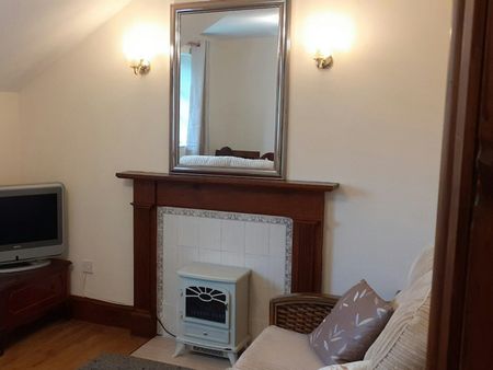 Flat to rent on - Photo 3