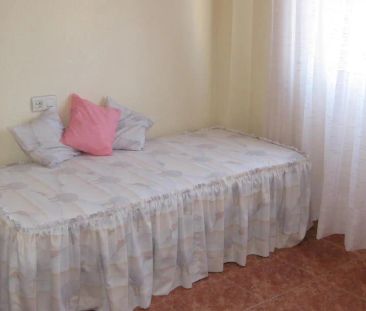 Piso de alquiler en Plaza Plaza España, Casco Antiguo - Photo 5