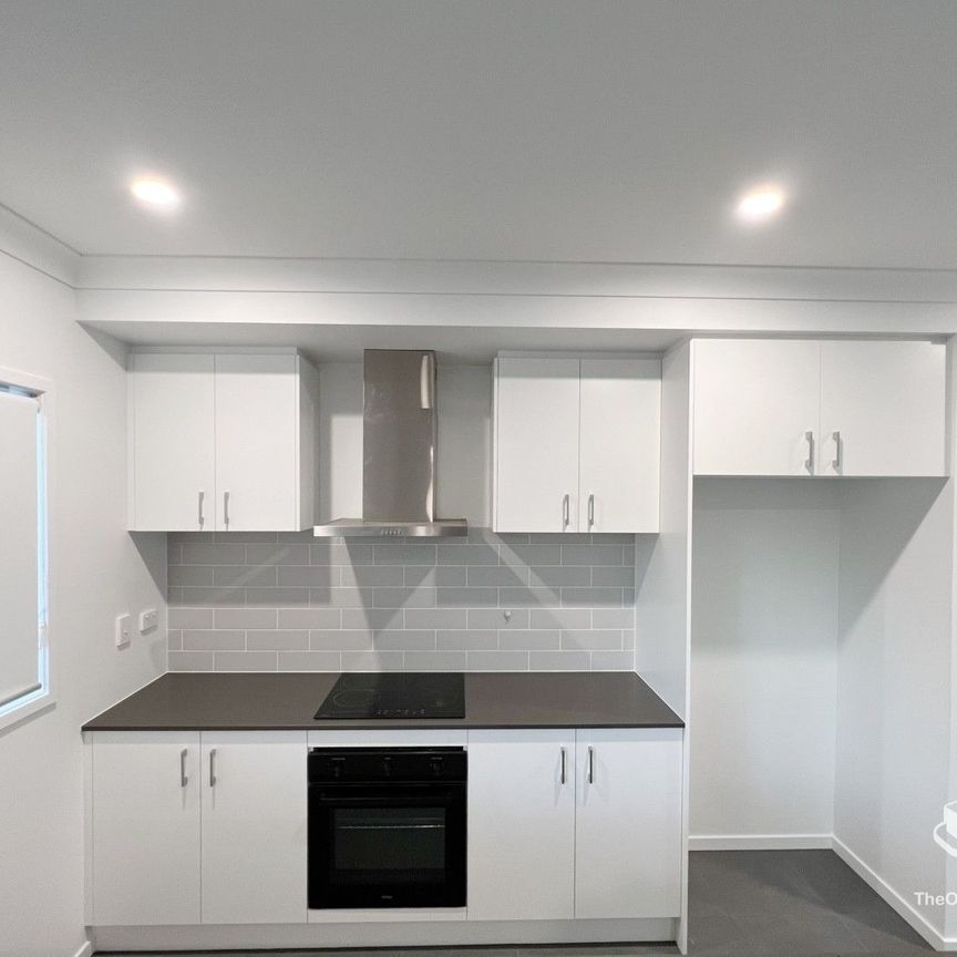 Modern Family Home in Prime Browns Plains Location - Photo 1
