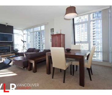 Condo in Downtown Vancouver, BC - Photo 6