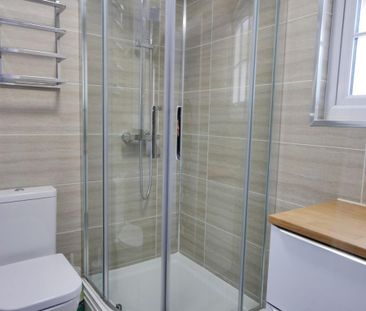 1 bedroom coach house to rent - Photo 3