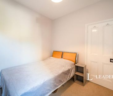 4 bedroom terraced house to rent - Photo 6