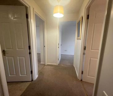 2 bedroom flat to rent - Photo 6