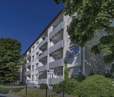 Gemütliche 3-Zimmerwohnung mit Laminatboden in Duisburg - Photo 1