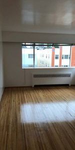 Studio-Downtown Vancouver - El Navaro - Available January 1st - Photo 3