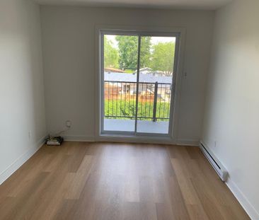 4½ – 2 chambres fermées – 3e étage – 1265$ – Juin ou juillet - Photo 3