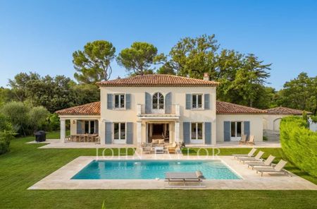 Maison à louer Mougins, Cote d'Azur, France16 500 EUR / Mois - Photo 3