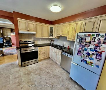 For Lease - 3304 BRANDON GATE Drive, Mississauga, Ontario - Photo 1