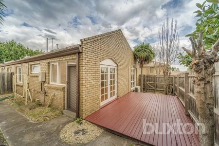 LOVELY TWO BEDROOM HOME - Photo 2
