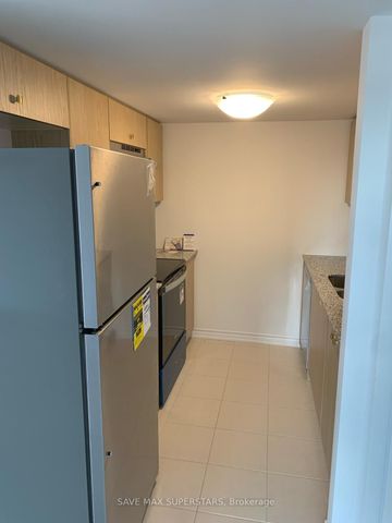 For Lease - 41 Pumpkin Corner Crescent, Barrie, Ontario - Photo 4