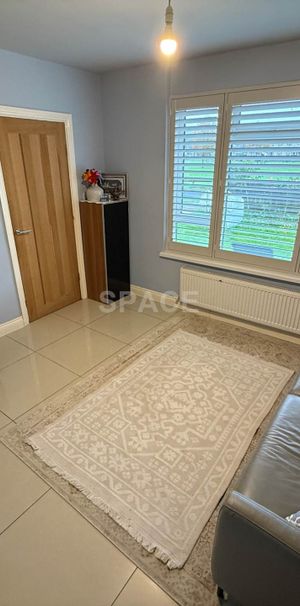 Wincanton Road, Reading - Photo 1