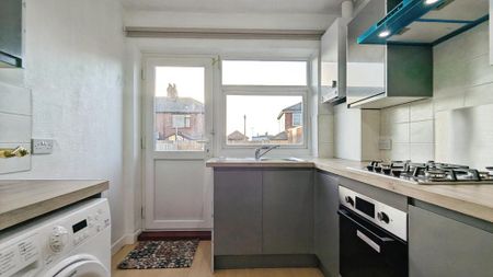 2 bedroom bungalow to rent - Photo 4