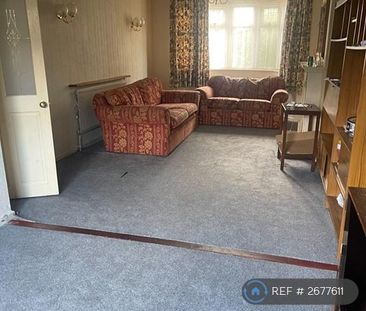 3 bedroom detached house to rent - Photo 3