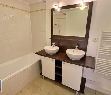 Location Appartement 3 pièces 79m² MERIGNAC 33700 - Photo 3