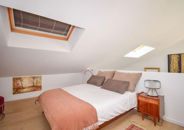 2 Bedroom House with a terrace, Paço de Arcos, Oeiras