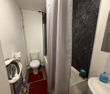 City Road, Roath - Photo 3