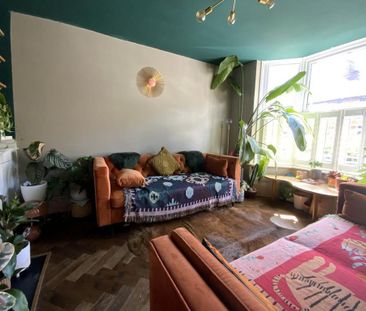 4 bedroom terraced house to rent - Photo 1
