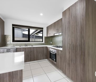 Comfortable Family Home with Generous Shedding - Photo 5