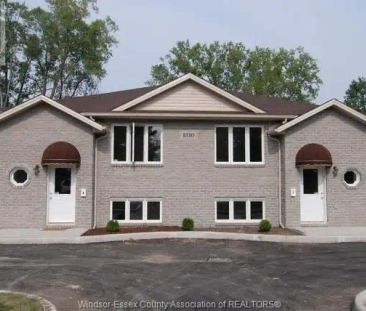 1810 NORTHWAY Unit# D LOWER — 2 Bedroom - Photo 1