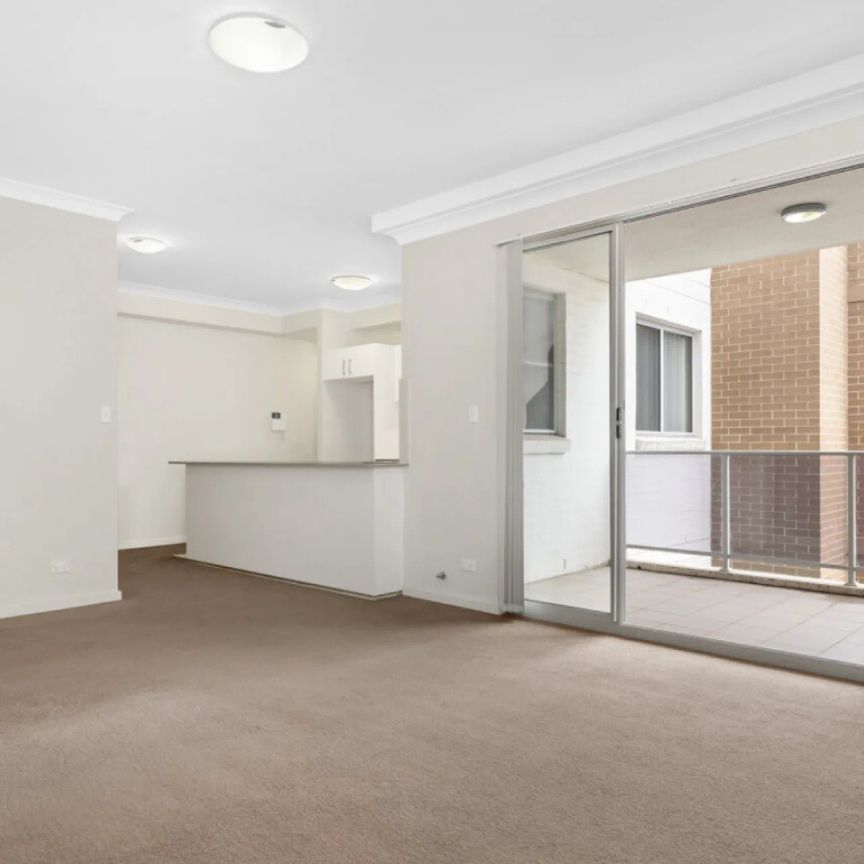 Modern Comfort in the Heart of Parramatta - Photo 1