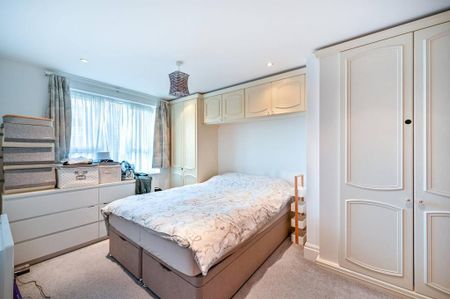 3 bedroom penthouse to rent - Photo 3