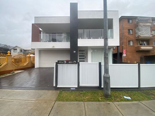 Semi-Detached Home in Cabramatta - Photo 1