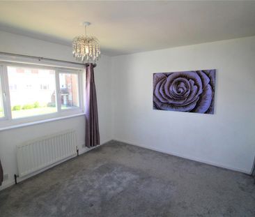 63 Cordwell Park, Shrewsbury, SY4 5BE - Photo 2