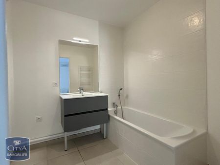 Location Appartement 2 pièces 42m² THONON LES BAINS 74200 - Photo 3