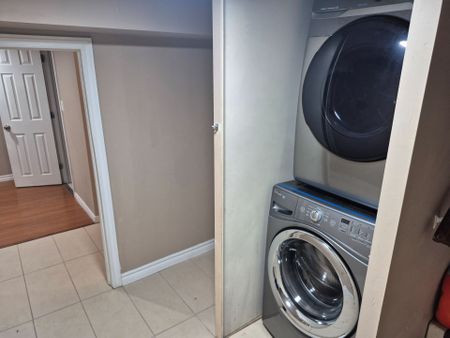 For Lease - 89 Navenby Crescent Unit# BASEMENT, Toronto, Ontario - Photo 2