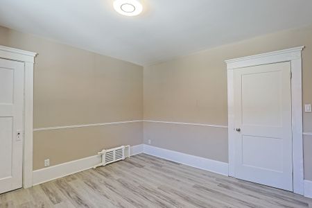 For Lease - 444 Dorinda Street Unit# Main floor, London East, Ontario - Photo 2