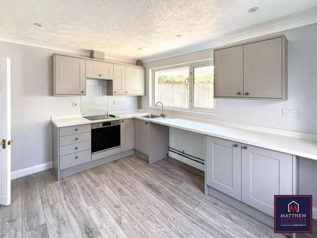 Manor Way, Lancing, BN15 - Photo 5