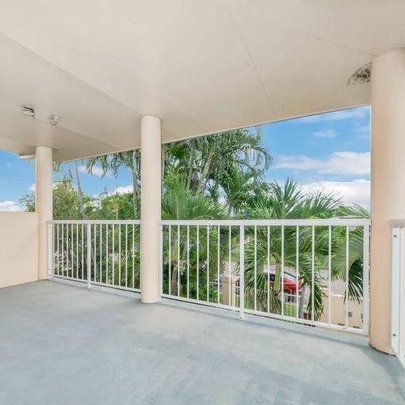 1/10 Vivian Street, Pimlico QLD 4812 - House For Rent | Domain - Photo 1