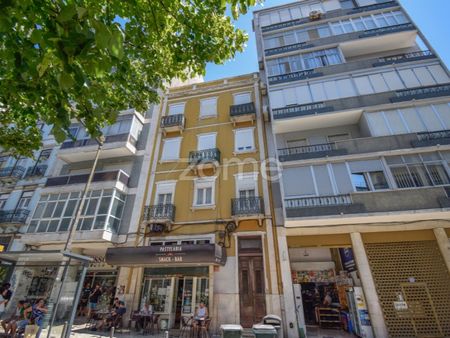 Apartamento T3 em Lisboa - Photo 3