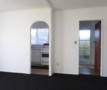 Sunny and Secure - Photo 3