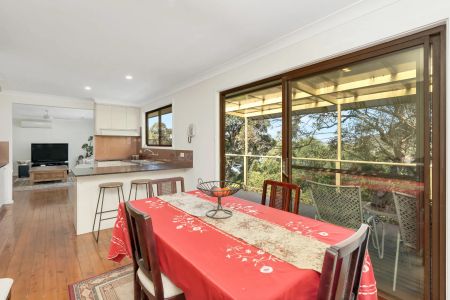 A Private Sanctuary with Sweeping Water and Bush Views Available from 20 January, 2026 - Photo 2