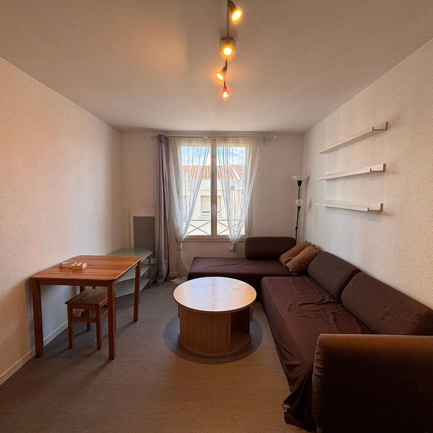 Location Appartement 2 pièces 42m² BORDEAUX 33000 - Photo 1