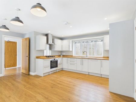 3 BED Detached house To rent - Photo 5