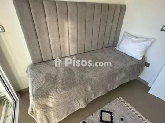 Piso en alquiler en Platja de Ponent - Photo 1