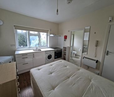 Studio Flat, Rusper Road, N22 - Photo 5