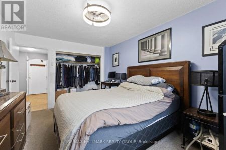 504 - 2019 BANK STREET - Photo 5