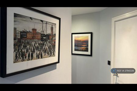 2 bedroom flat to rent - Photo 4