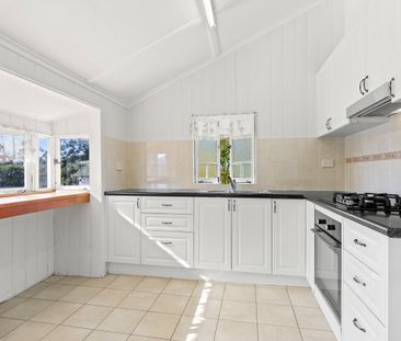 117 Coopers Camp Road, Bardon QLD 4065 - House For Rent | Domain - Photo 4