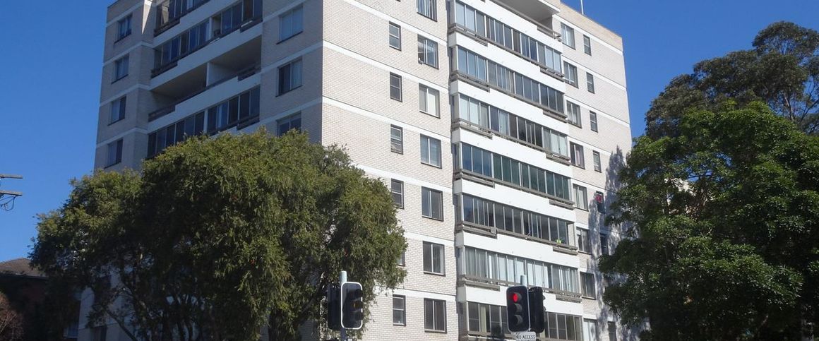 Available 26/11/2025 - Photo 1