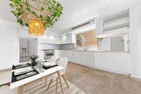 DEPOSIT TAKEN - Oversized Designer 2-Bedroom Apartment Bathed in Natural Light - Photo 5